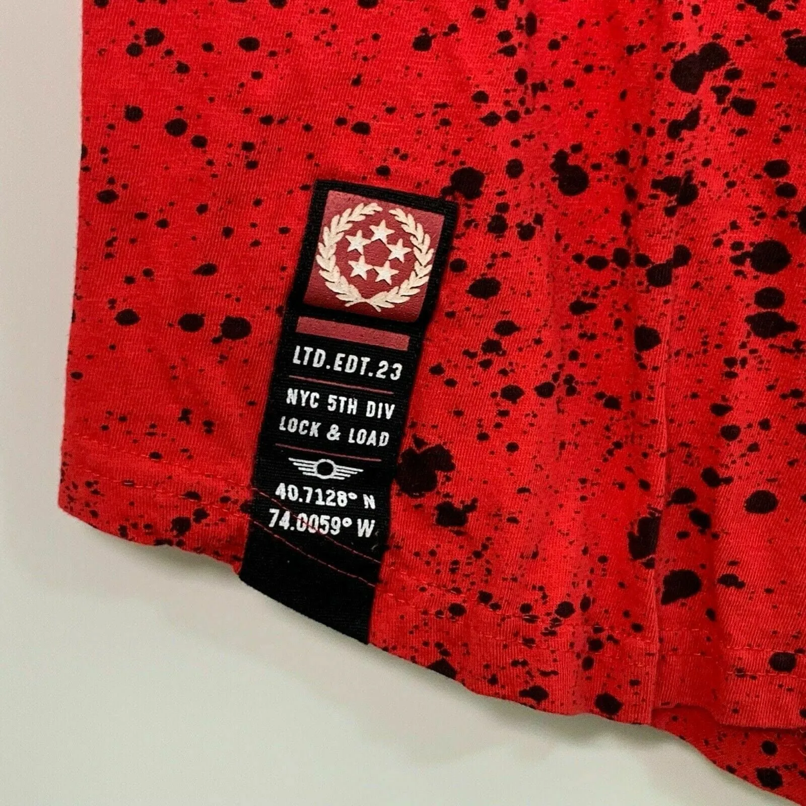 Bold & Vibrant Bushwick Mens "23" Graphic T-Shirt - Red, Size L