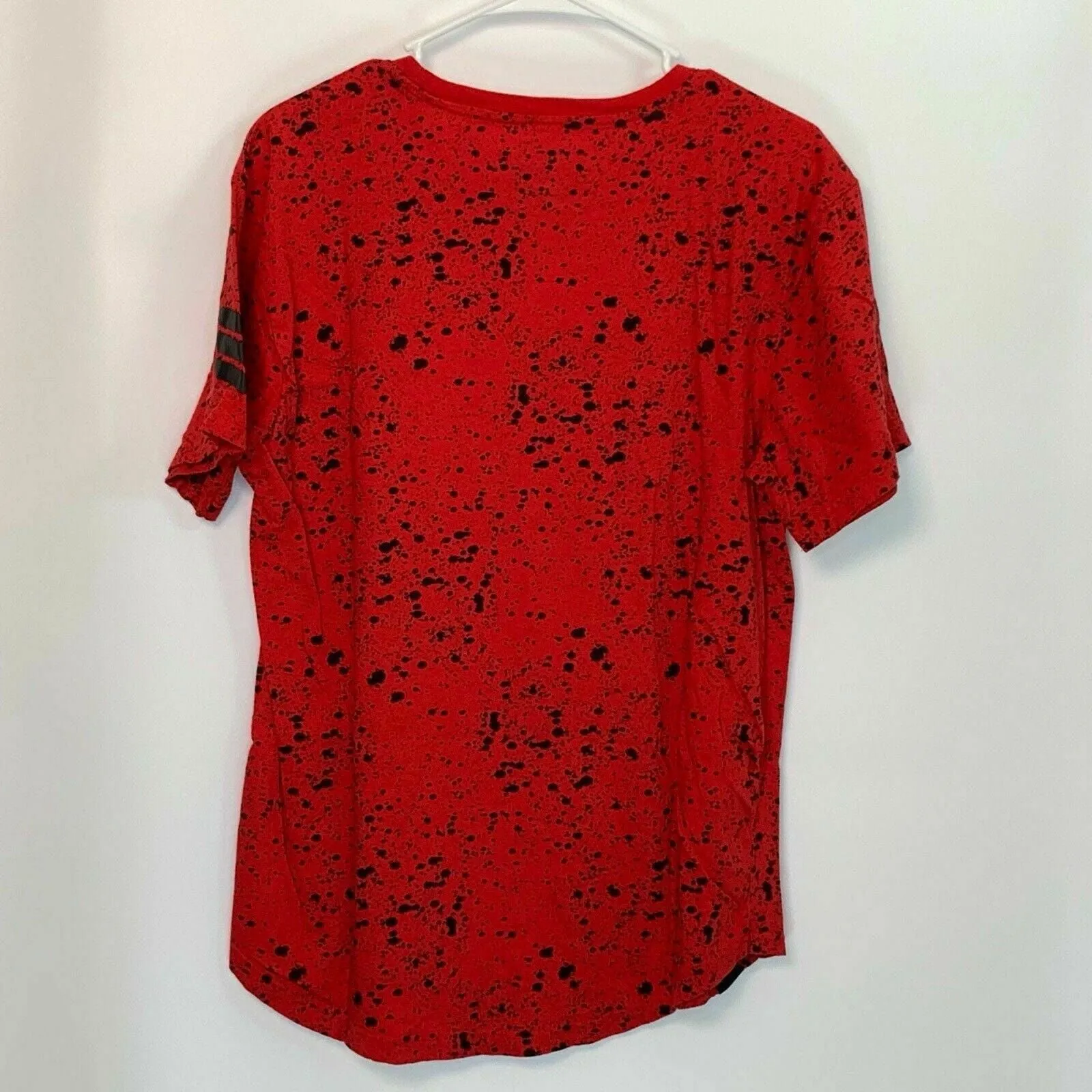Bold & Vibrant Bushwick Mens "23" Graphic T-Shirt - Red, Size L